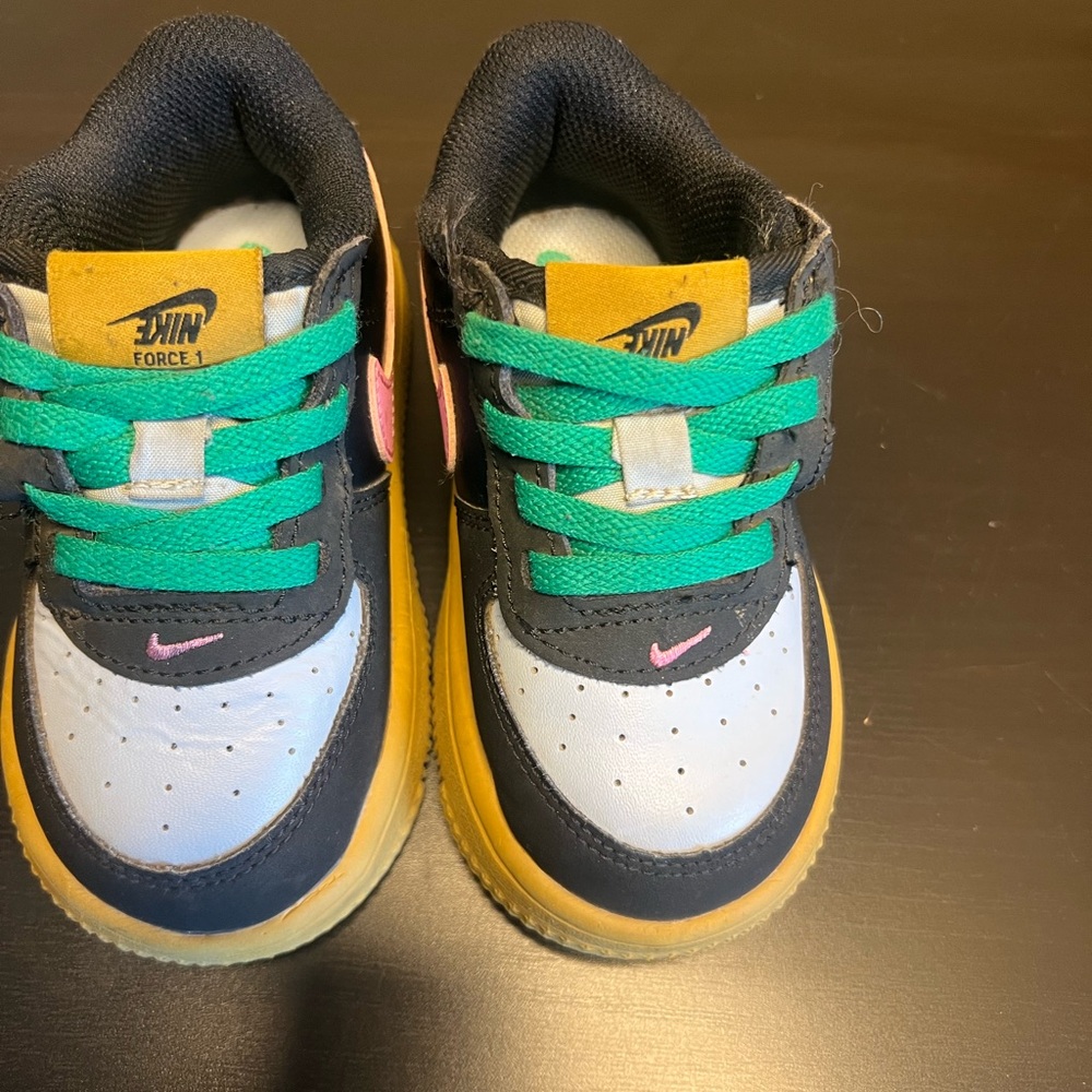 Nike Toddler Sneakers 7c Used